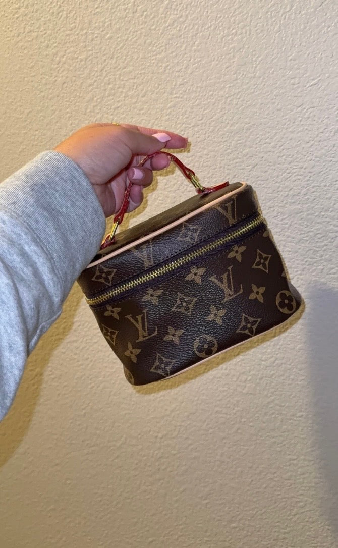 LV INSPIRED BAG