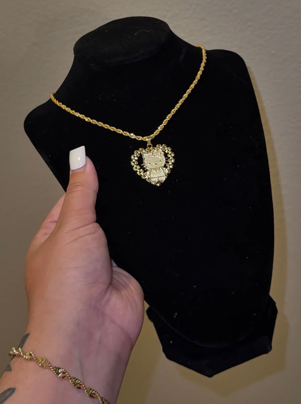 HK BODY HEART ROLEX NECKLACE