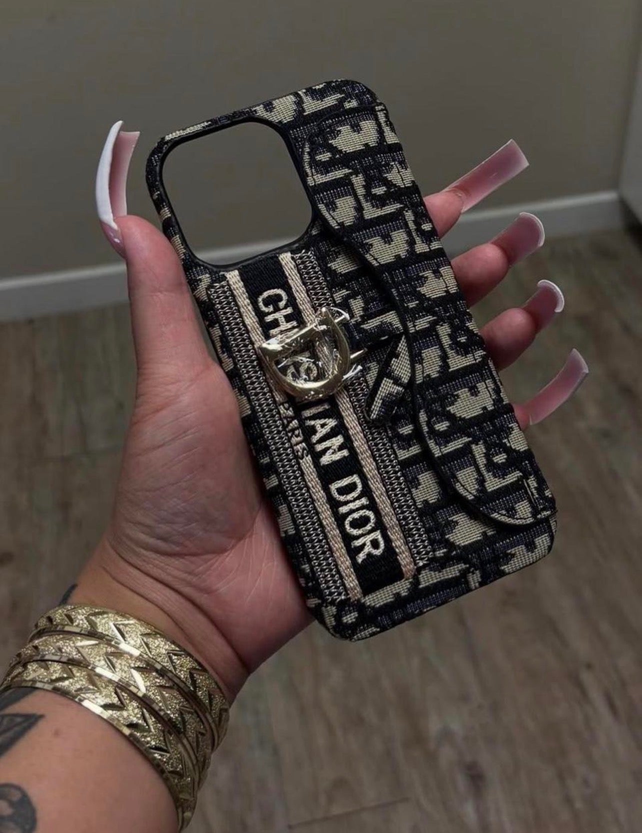 DIOR “D” IPHONE CASE